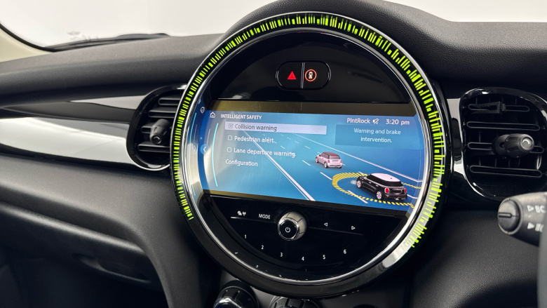 MINI Hatchback 1.5 Cooper Classic Premium 5dr Petrol Hatchback